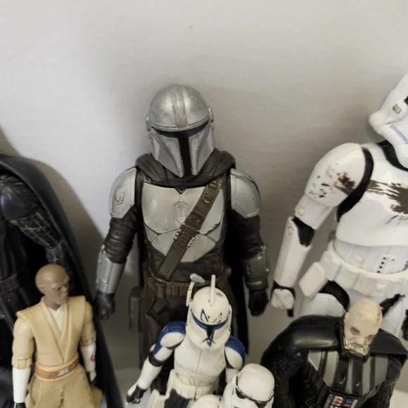 Star Wars Action Figure Set - Black, White, Tan - Picture 12 of 16